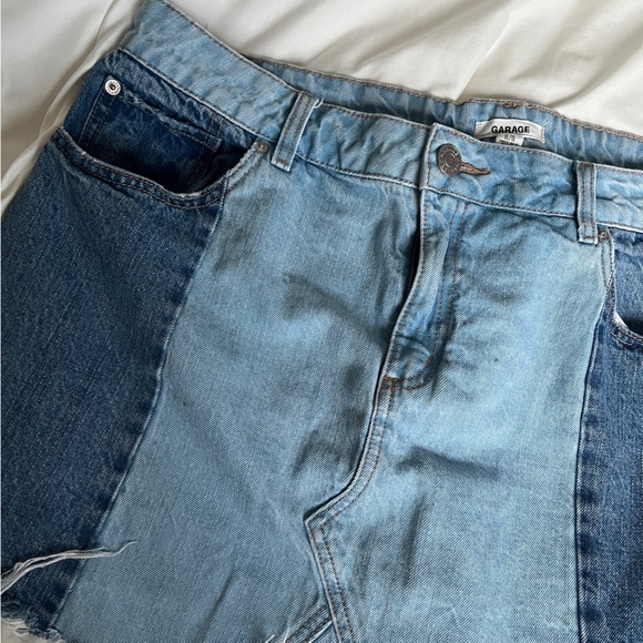 Distressed panel denim mini skirt from Garage 🦋 - Picture 2 of 4